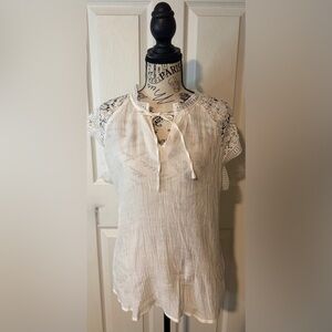 Zac and Rachel Lace Sleeve Women's Top